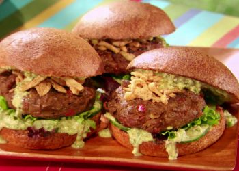 Indian-Style Burgers and Other Innovative Dishes: A Platform for Cultural Exchange