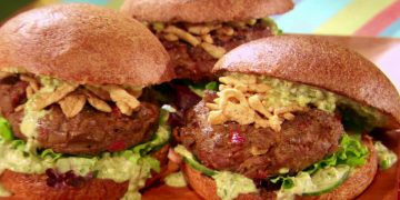Indian-Style Burgers and Other Innovative Dishes: A Platform for Cultural Exchange
