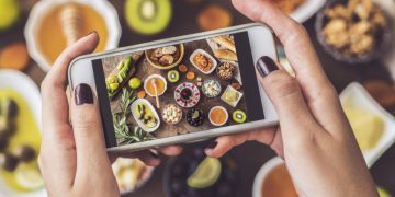 The Rise of Social Media: A Powerful Platform for the Global Spread of Culinary Culture