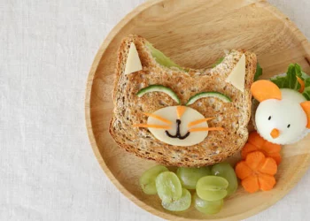 Food and Art: A Fusion of Creativity and Culture