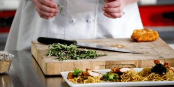 Culinary Innovation Through Multicultural Fusion Menus: How Renowned Brands and Chefs Are Shaping Global Food Trends