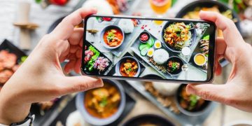 From Street Food to Michelin-Starred Restaurants: Food as Cultural Expression and Identity in the Age of Social Media