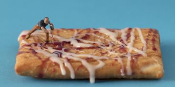 The Unique Charm of Food in Its Collision with Art