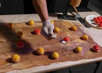 Chefs No Longer Pursue a Single Flavor Balance, But Instead Create Freshness Through Contradiction and Conflict