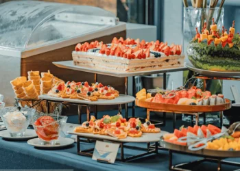 The Internationalization of Local Ingredients: How Traditional Foods like Kimchi, Fish Sauce, and Chili Sauces are Shaping Global Culinary Trends