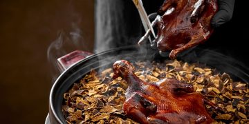 Rediscovering Tradition with a Modern Twist: How Chefs are Revitalizing Local Ingredients and Cooking Techniques