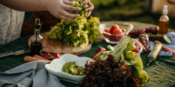 “From Farm to Table”: The Growing Emphasis on Local Sourcing in Restaurants and Kitchens