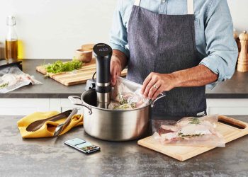 Retaining Flavor and Nutrients through Low-Temperature Cooking Techniques: Sous Vide and Beyond