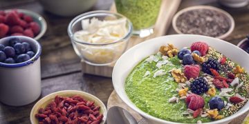 The Global Rise of Superfoods: The Popularity of Quinoa, Chia Seeds, Matcha, and Spirulina in Western Diets