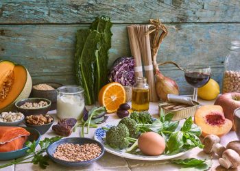 Mediterranean Diet: The Health Benefits of a Plant-Based, Olive Oil-Rich Lifestyle
