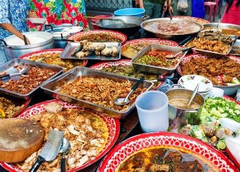 Bangkok: A Culinary Wonderland of Street Food and Night Markets